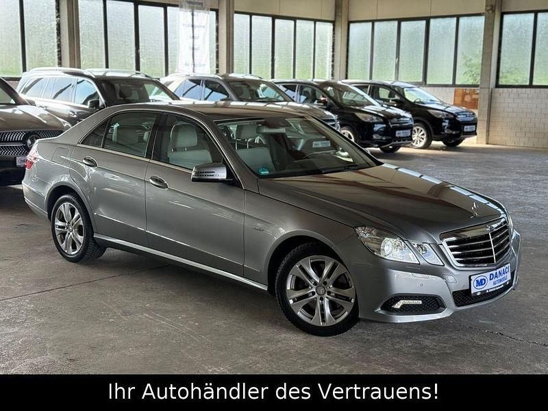 Gebraucht Mercedes E350 292 PS (214 kW) 2009 Silber Limousine