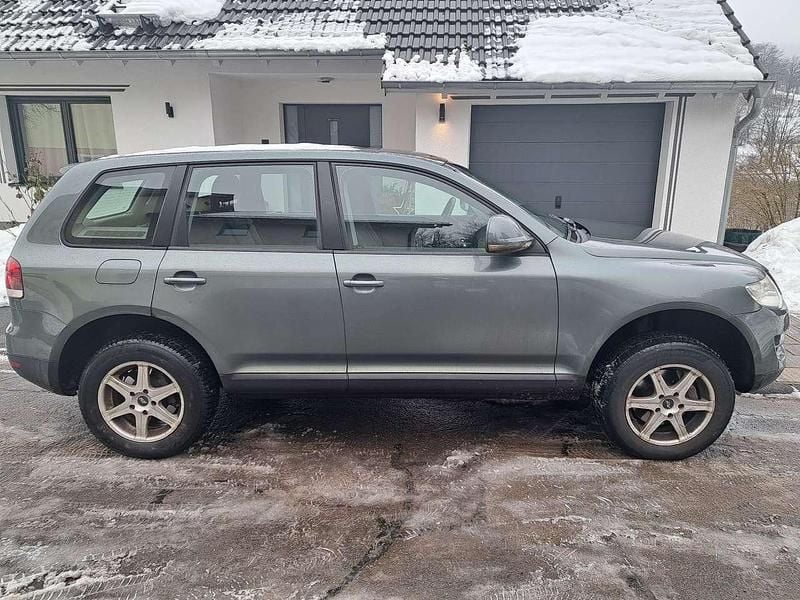 Gebraucht VW Touareg 239 PS (175 kW) 2008 Grün SUV