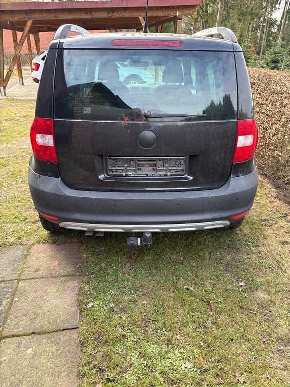 Gebraucht Skoda Yeti 105 PS (77 kW) 2010 Schwarz SUV