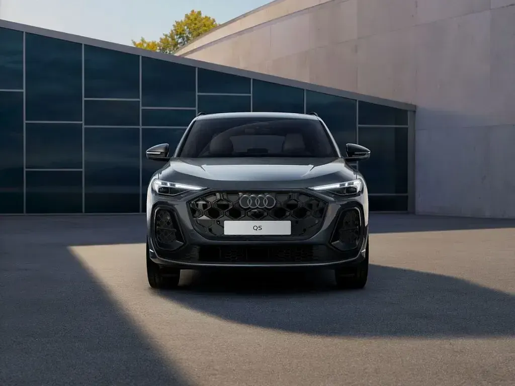 Neu Audi Q5 Sportback S-Line 367 PS (269 kW) 2026 Tamboragrau SUV