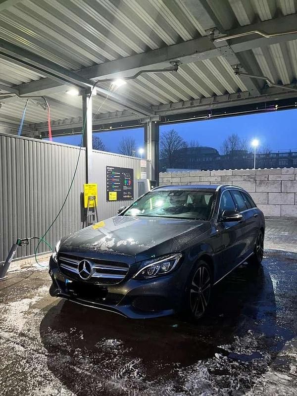 Gebraucht Mercedes C220 170 PS (125 kW) 2014 Grau Kombi