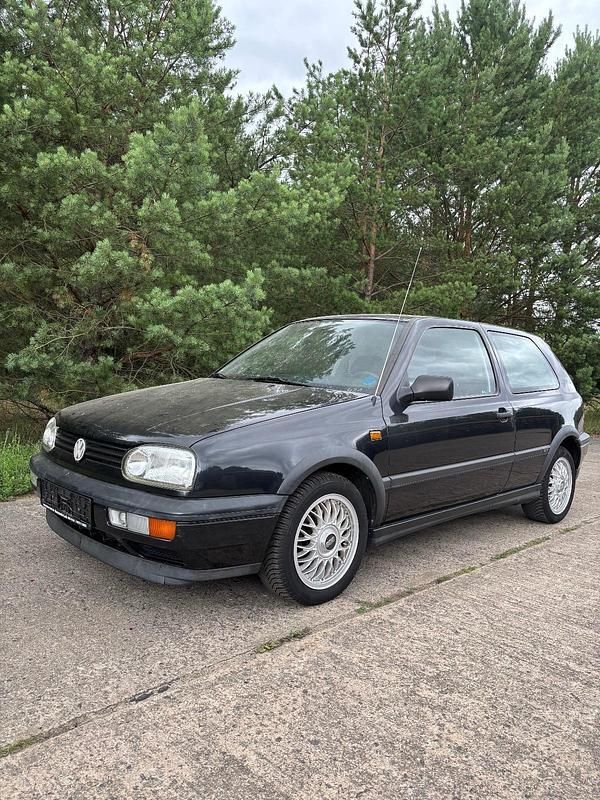 Gebraucht VW Golf GT 90 PS (66 kW) 1994 Schwarz Coupé