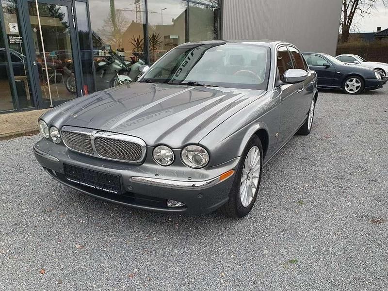 Gebraucht Jaguar XJ6 Classic 207 PS (152 kW) 2006 Quartz (metallic) Limousine