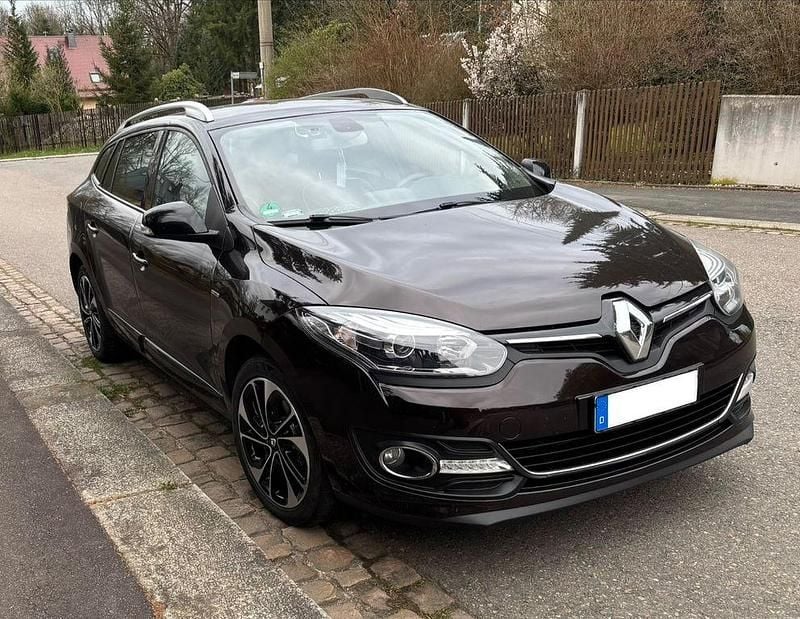 Gebraucht Renault Mégane III Bose Edition 131 PS (96 kW) 2014 Braun Limousine