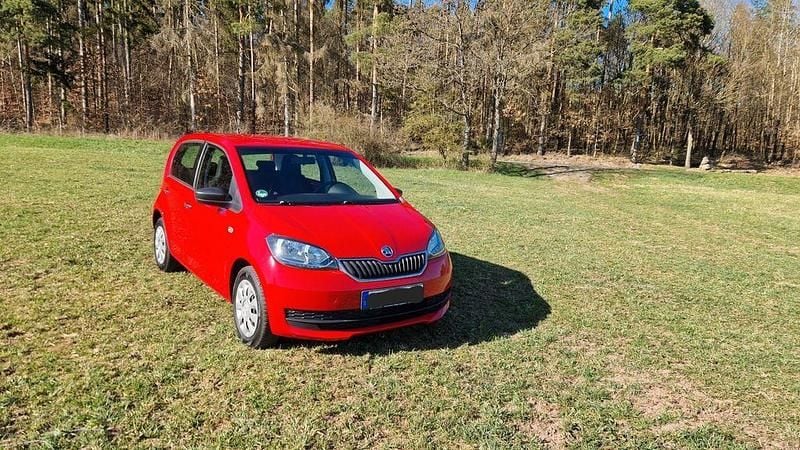 Rot Gebraucht 2017 Skoda Citigo Cool Edition Kleinwagen | 8.399 € (Etwas zu teuer) - Bild 1/4