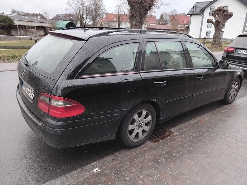 Gebraucht Mercedes E320 224 PS (164 kW) 2006 Schwarz Kombi