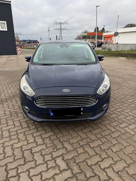 Blau Gebraucht 2016 Ford S-MAX Trend Van / Kleinbus | 6.300 € (Superpreis) - Bild 1/4