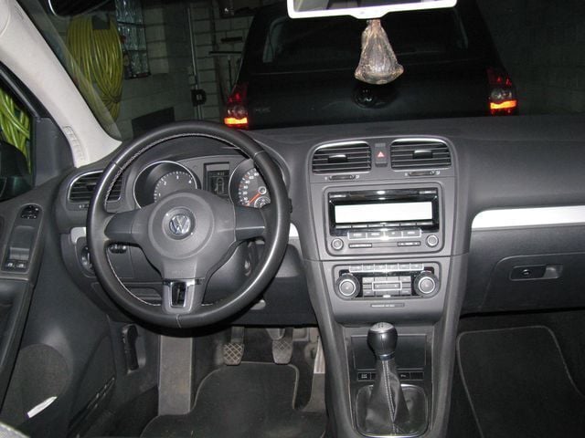 Gebraucht VW Golf VI Team 143 PS (105 kW) 2010 Grau metallic Kleinwagen
