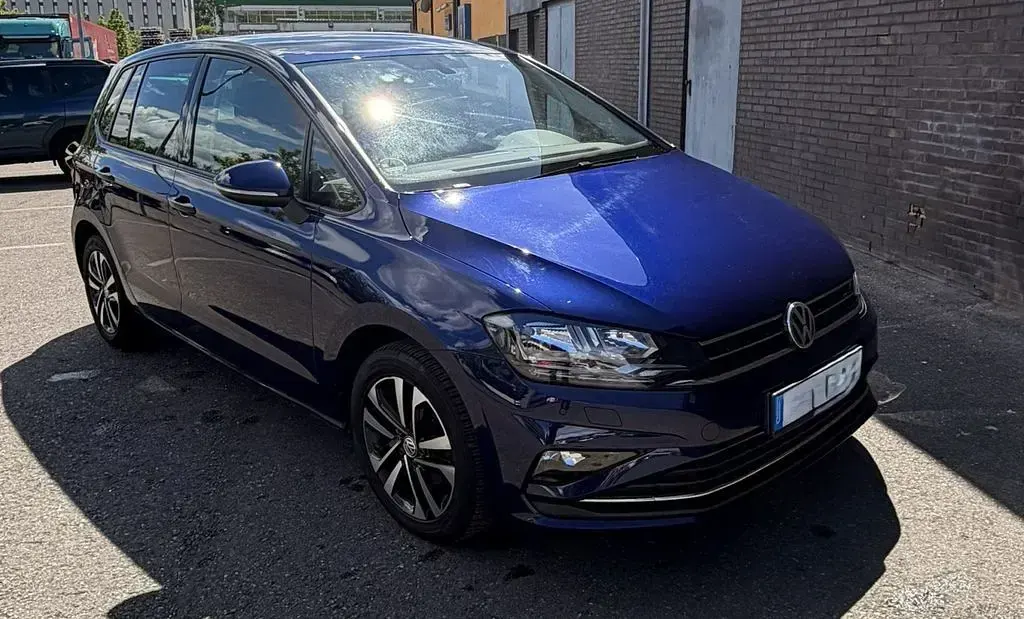 Używany VW Golf United 116 KM (85 kW) 2020 Niebieski Minivan