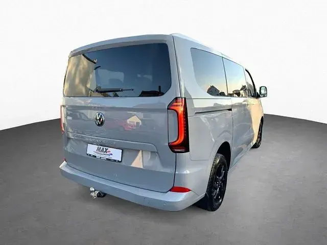 Neu VW Caravelle Style 170 PS (125 kW) 2026 Grau Van