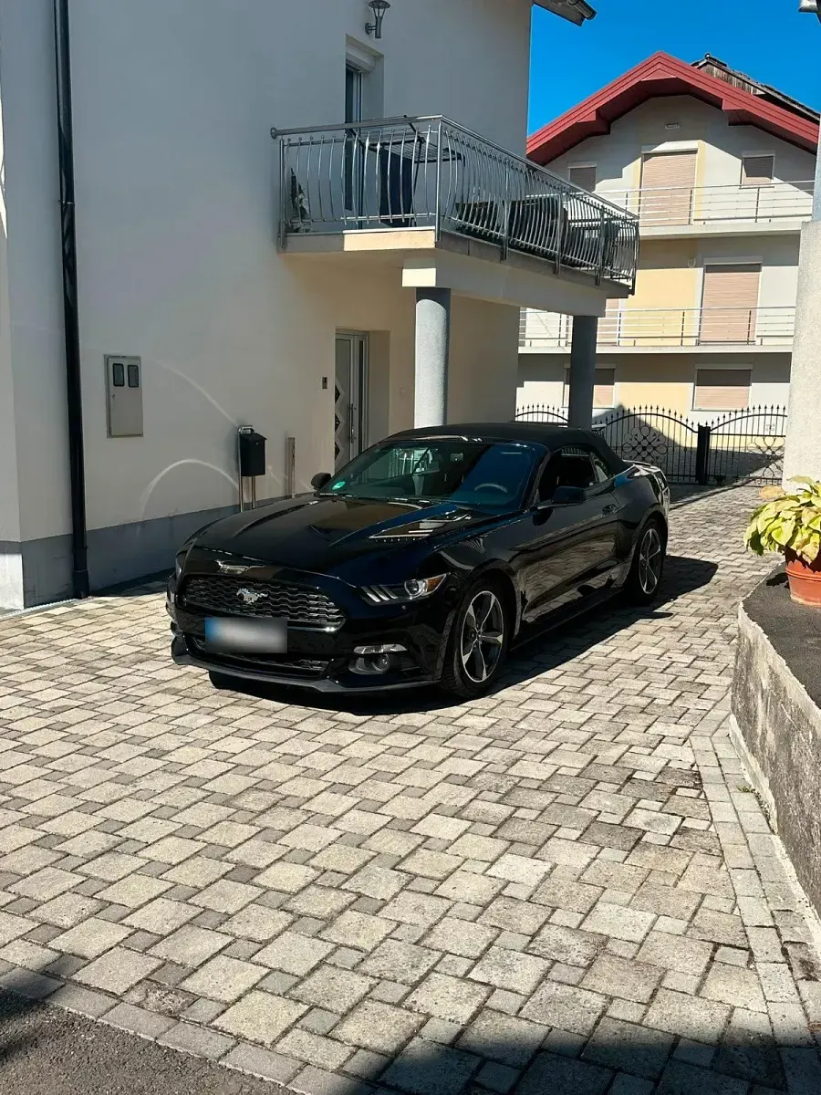 Gebraucht Ford Mustang 310 PS (228 kW) 2015 Schwarz Cabrio