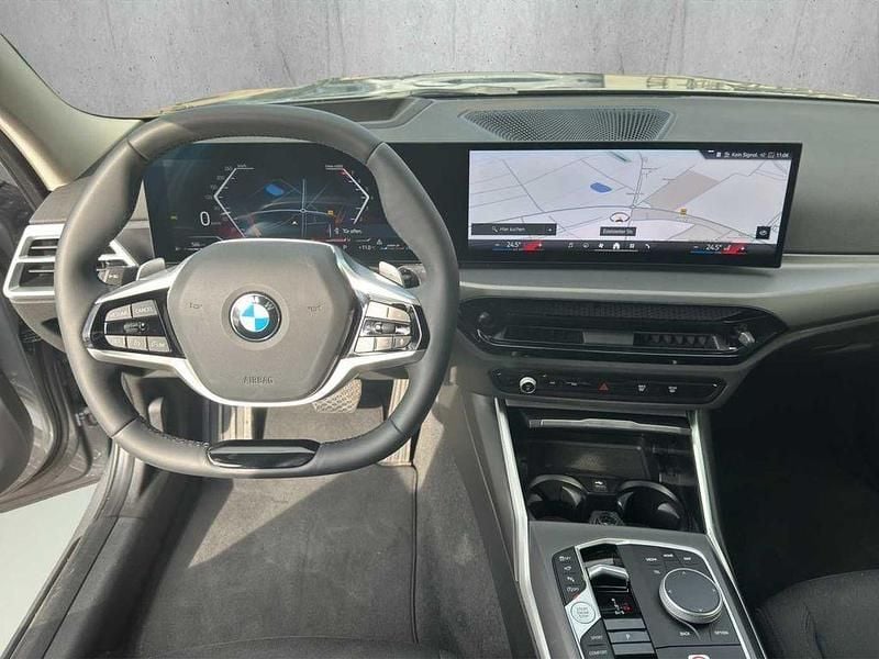 Gebraucht BMW 318 156 PS (114 kW) 2025 Skyscraper (metallic) Limousine