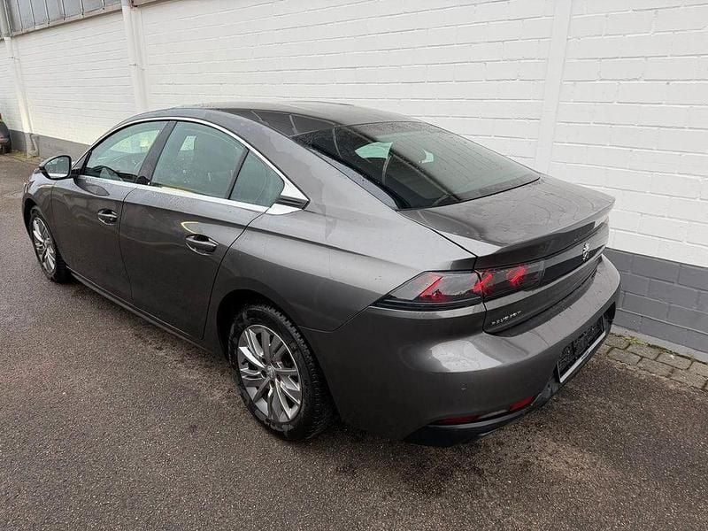 Gebraucht Peugeot 508 Allure 131 PS (96 kW) 2021 Gold Limousine