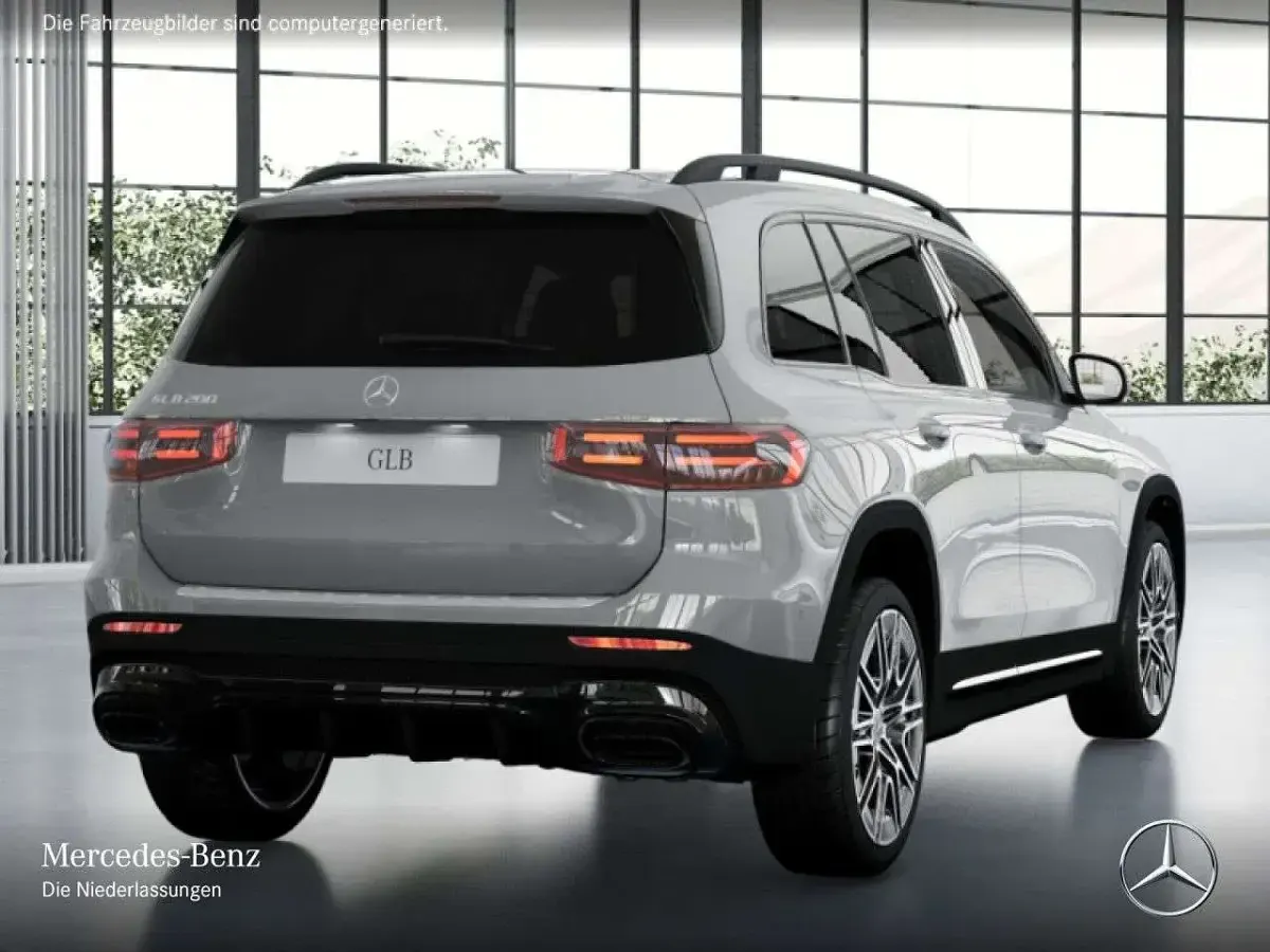 Gebraucht Mercedes GLB200 AMG 163 PS (119 kW) 2026 Grau SUV