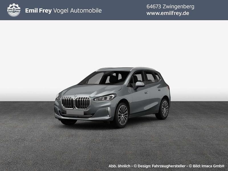 Skyscraper grau metallic Neu 2025 BMW 220 Active Tourer Performance Van / Kleinbus | 42.390 € (Guter Preis) - Bild 1/3