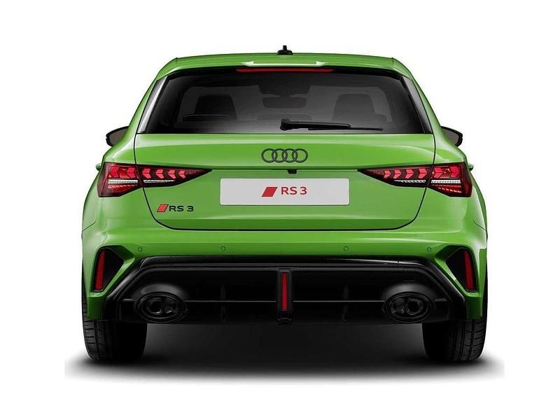 Gebraucht Audi RS3 Comfort 400 PS (294 kW) 2025 Grün Limousine