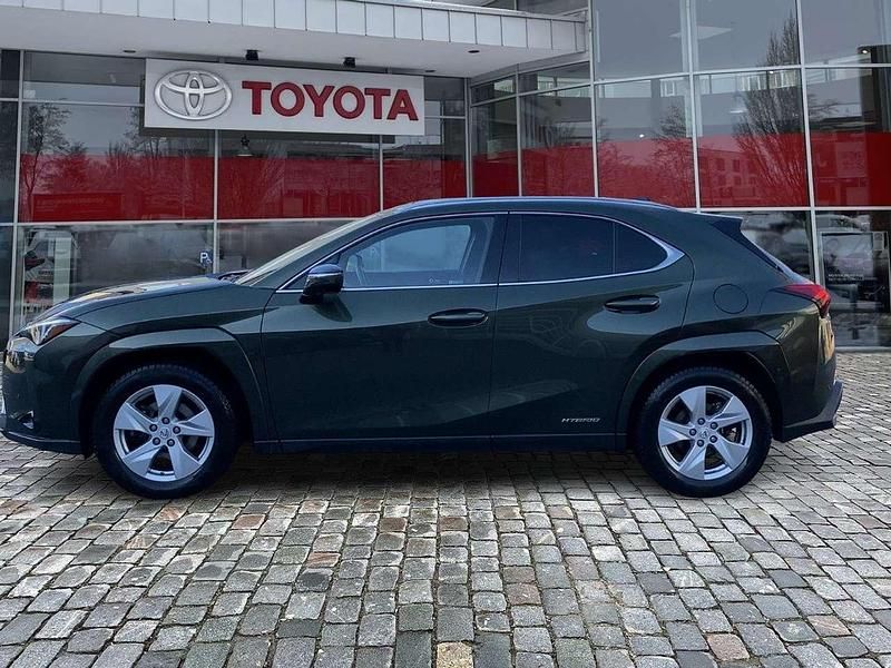 Gebraucht Lexus UX 250h Luxury Line 184 PS (135 kW) 2022 Terrane khaki SUV