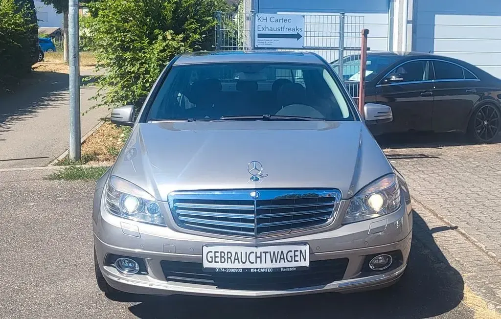 Gebraucht Mercedes C350 272 PS (200 kW) 2009 Silber Limousine
