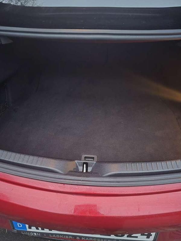 Gebraucht Mercedes 220 AMG line 194 PS (142 kW) 2019 Rot Coupé