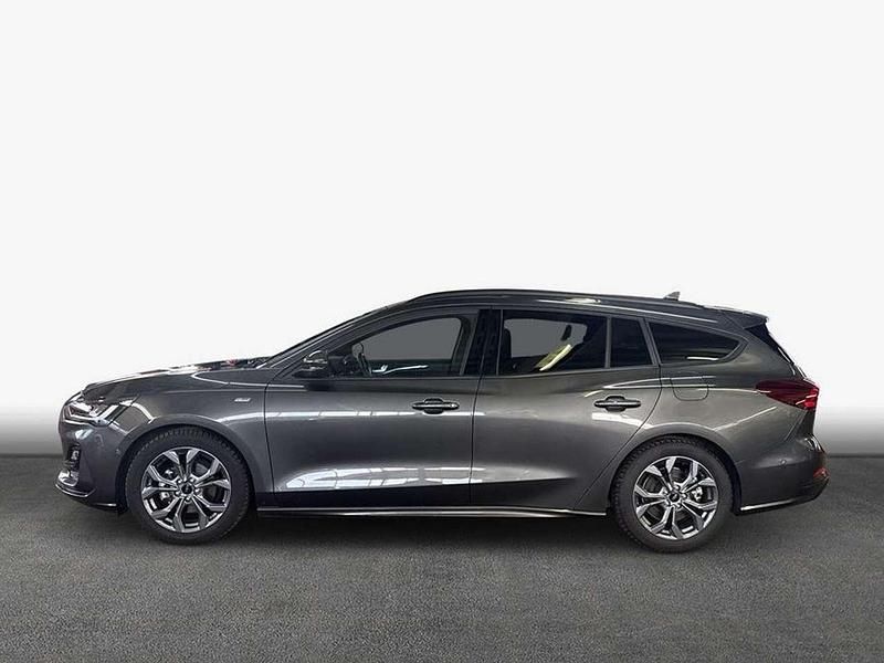 Gebraucht Ford Focus ST-Line X 155 PS (114 kW) 2025 Grau Kombi