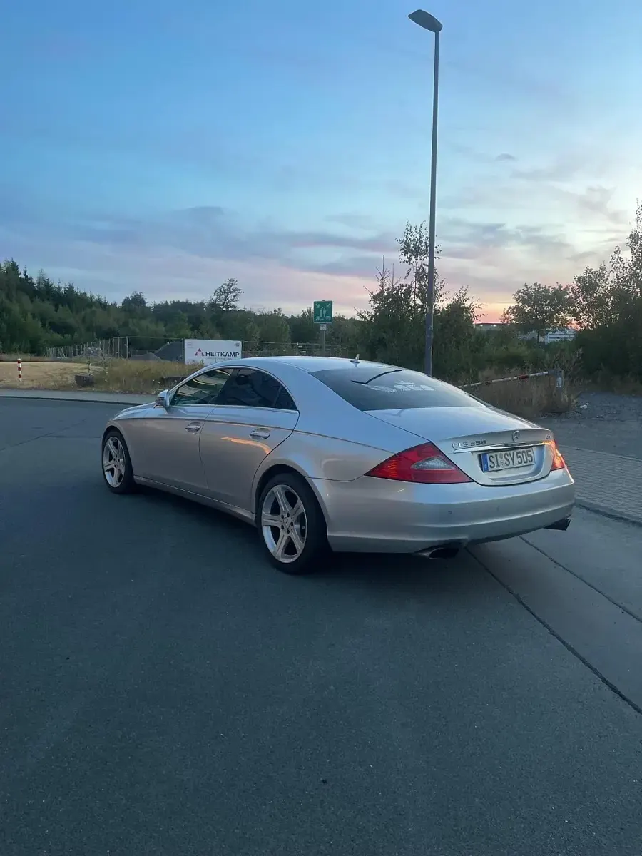 Gebraucht Mercedes CLS350 224 PS (164 kW) 2009 Silber Coupé