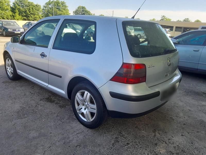 Gebraucht VW Golf IV 75 PS (55 kW) 2002 Silber Limousine