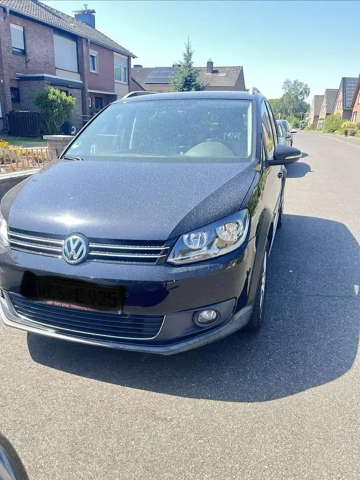 Gebraucht VW Touran Cross 177 PS (130 kW) 2014 Schwarz Van / Kleinbus