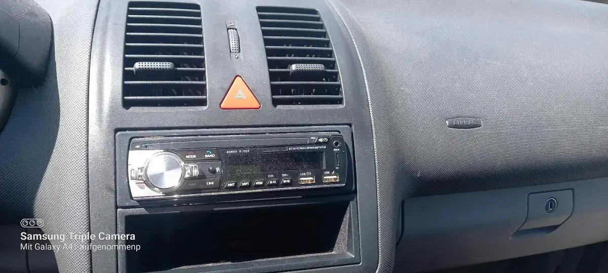 Gebraucht VW Polo 50 PS (36 kW) 2001 Rot Kleinwagen