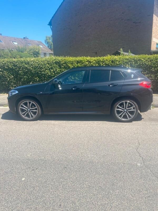 Schwarz Gebraucht 2020 BMW 218 M Sport SUV | 28.700 € - Bild 1/4