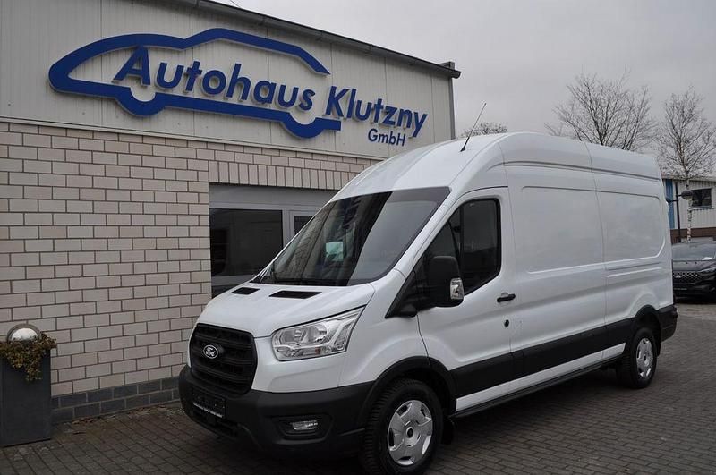 Gebraucht Ford Transit Trend 131 PS (96 kW) 2024 Schwarz Limousine