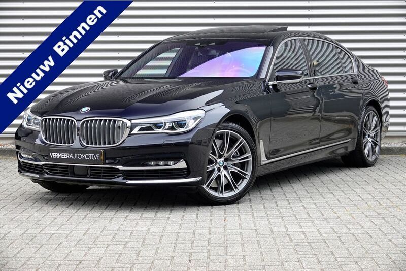 Schwarz Gebraucht 2018 BMW M760 M Sport Limousine | 63.906 € (Fairer Preis) - Bild 1/4