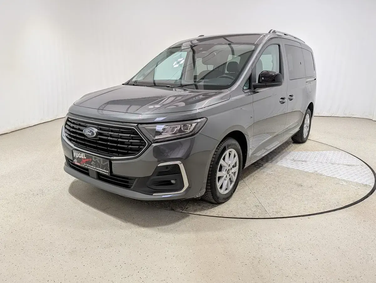 Gebraucht Ford Tourneo Titanium 122 PS (89 kW) 2024 Grau Van / Kleinbus
