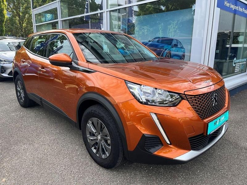 Gebraucht Peugeot e-2008 Active 100 kW (136 PS) 2021 Orange SUV