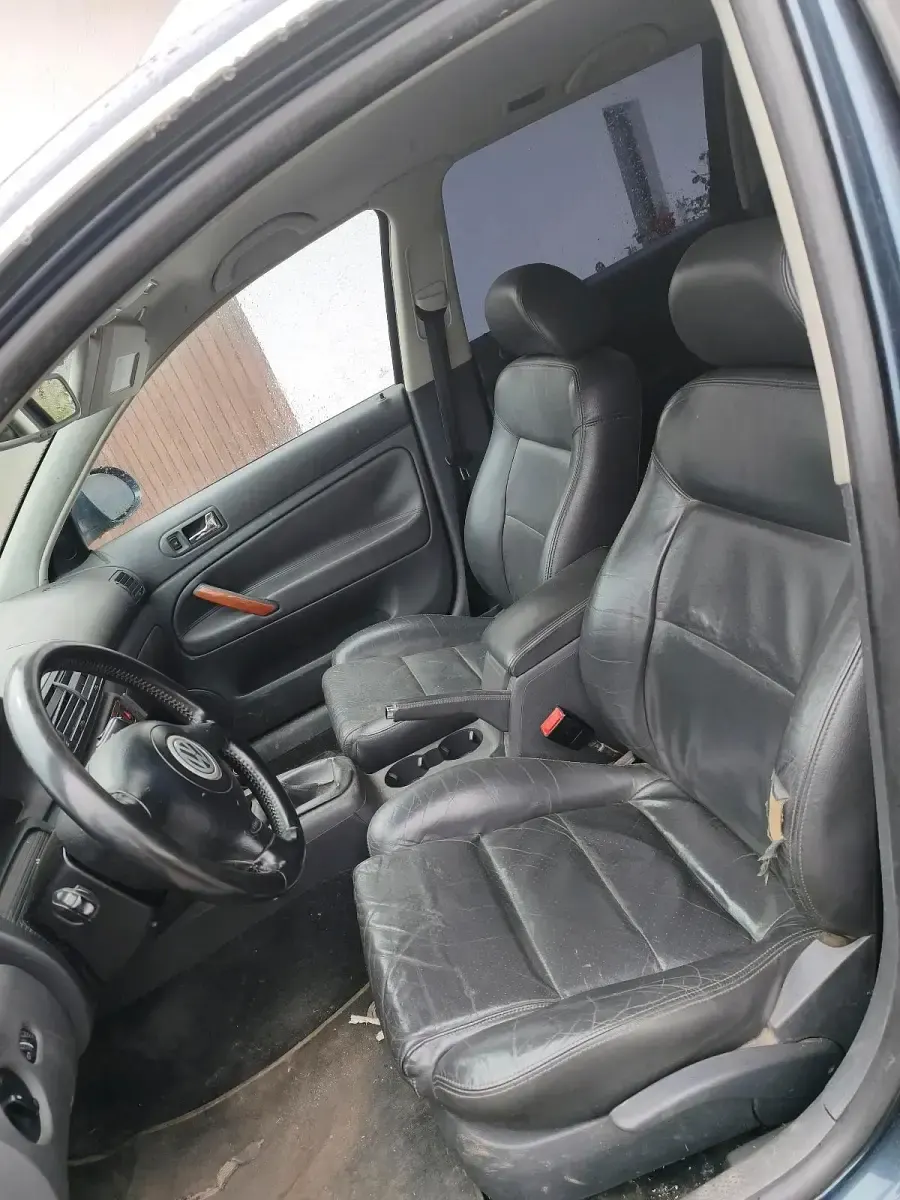 Gebraucht VW Passat 116 PS (85 kW) 2005 Blau Kombi