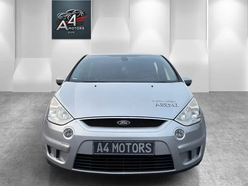 Gebraucht Ford S-MAX Sport 140 PS (102 kW) 2009 Kristallsilber metallic Van / Kleinbus