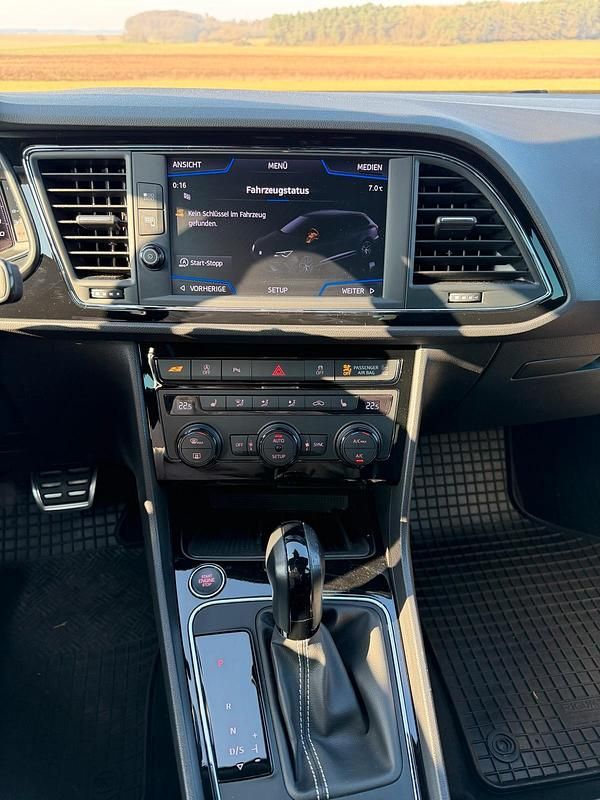 Gebraucht Seat Leon 4Drive 300 PS (220 kW) 2020 Weiß Kombi