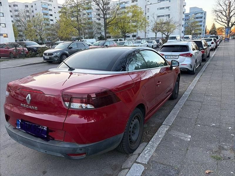 Gebraucht Renault Mégane Cabriolet 140 PS (102 kW) 2013 Rot Cabrio