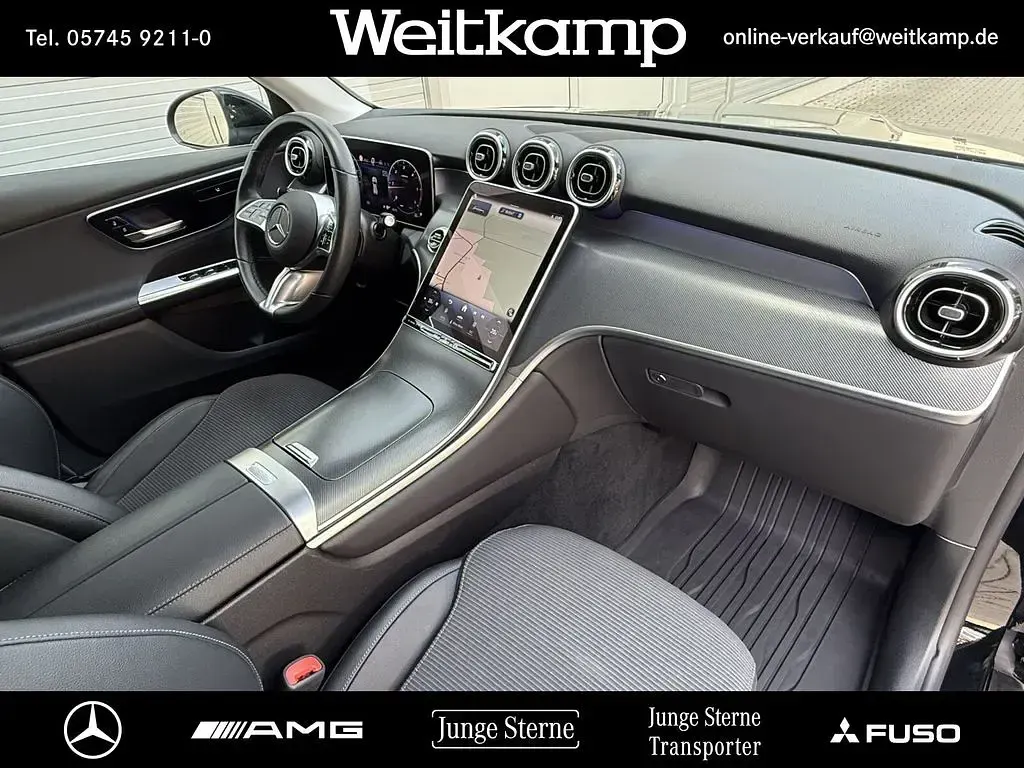 Gebraucht Mercedes GLC220 197 PS (144 kW) 2024 Unilack schwarz SUV