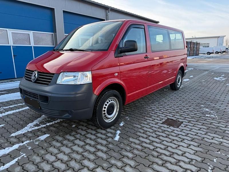 Rot Gebraucht 2007 VW Caravelle Van / Kleinbus | 11.000 € (Fairer Preis) - Bild 1/4