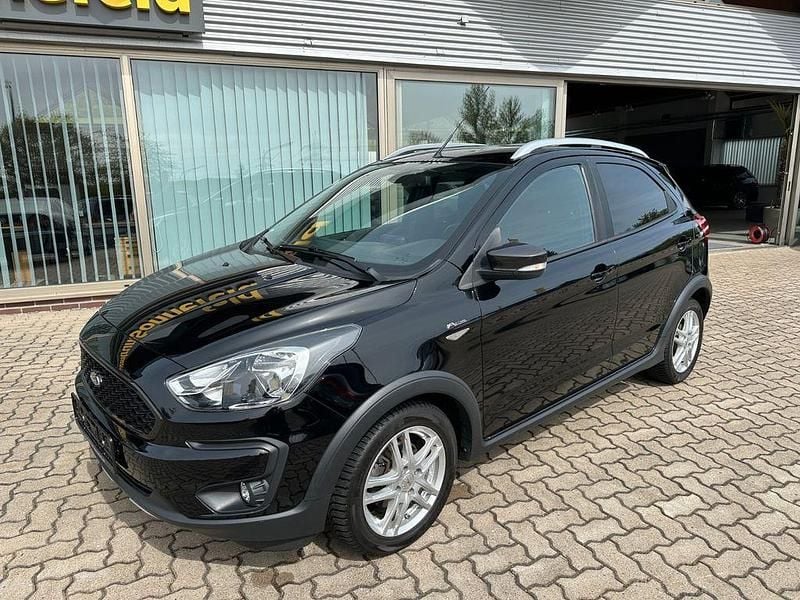Usata Ford Ka Plus Active 95 CV (69 kW) 2019 Nero Utilitaria