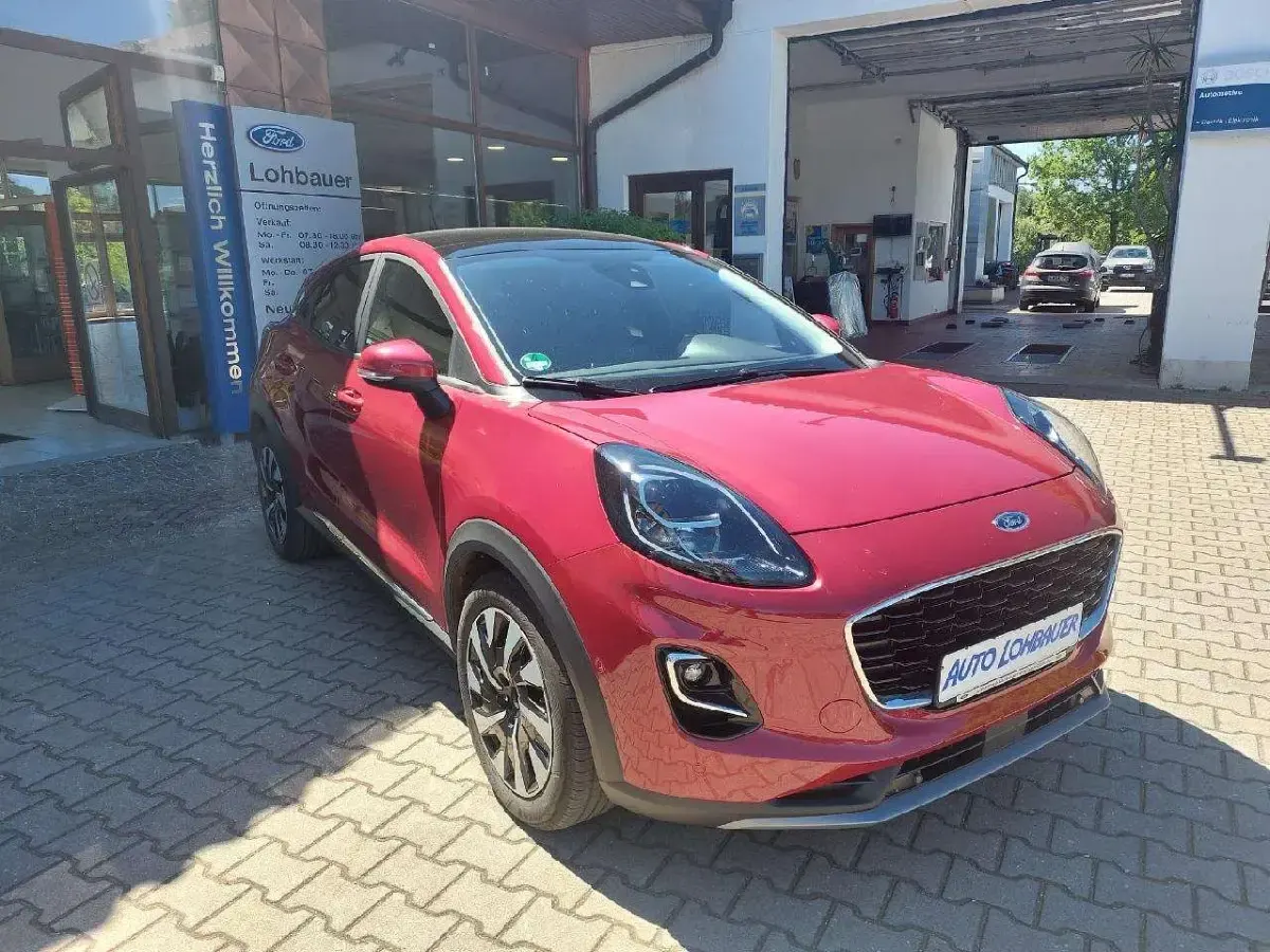 Gebraucht Ford Puma Titanium 155 PS (114 kW) 2023 Fantastic red tc SUV