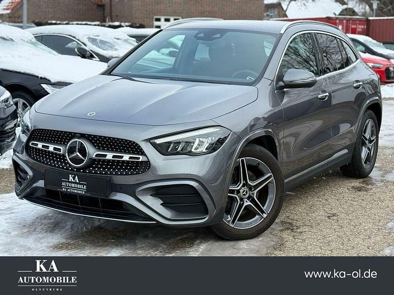Gebraucht Mercedes GLA220 AMG 190 PS (139 kW) 2024 Grau SUV