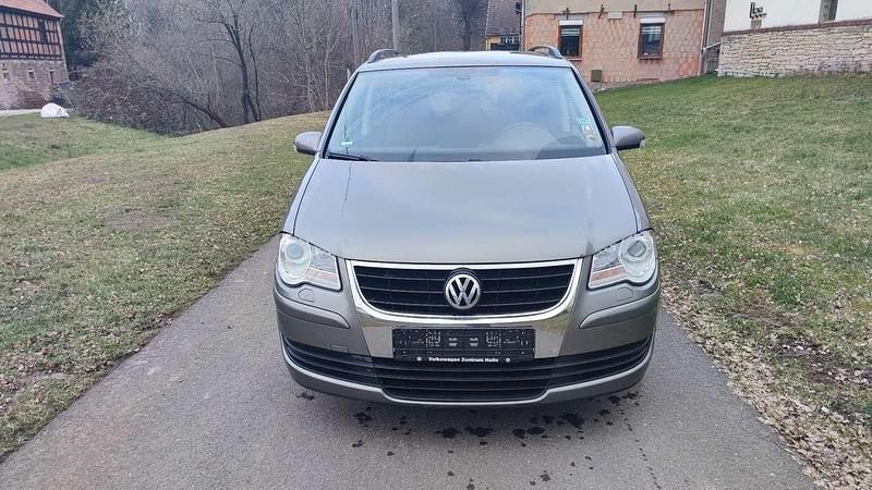 Gebraucht VW Touran 109 PS (80 kW) 2008 Slate grey metallic Van / Kleinbus