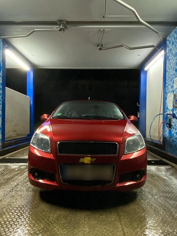 Gebraucht Chevrolet Aveo 84 PS (61 kW) 2008 Rot Kleinwagen