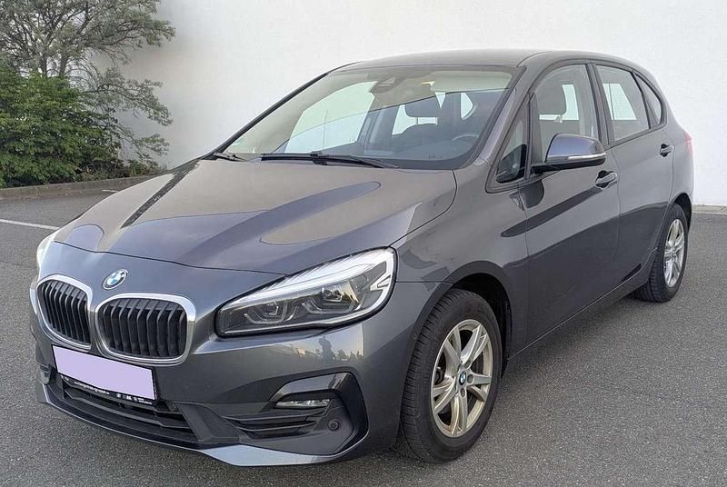 Mineralgrau metallic Gebraucht 2020 BMW 216 Van / Kleinbus | 14.290 € (Fairer Preis) - Bild 1/4