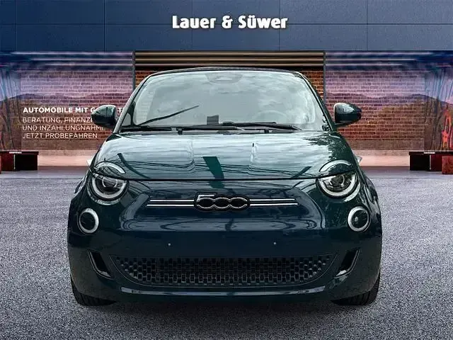 Gebraucht Fiat 500e La Prima 86 kW (118 PS) 2023 Grün Cabrio