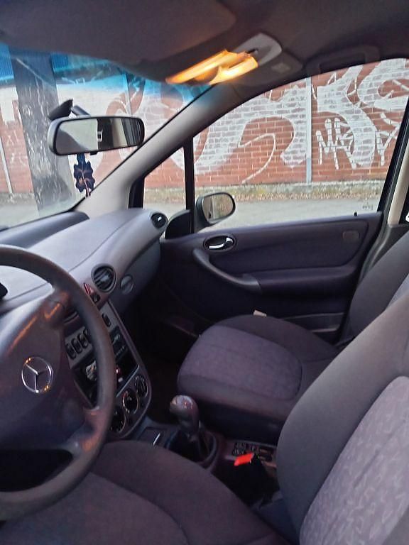 Gebraucht Mercedes A140 Classic 82 PS (60 kW) 2004 Schwarz Van / Kleinbus