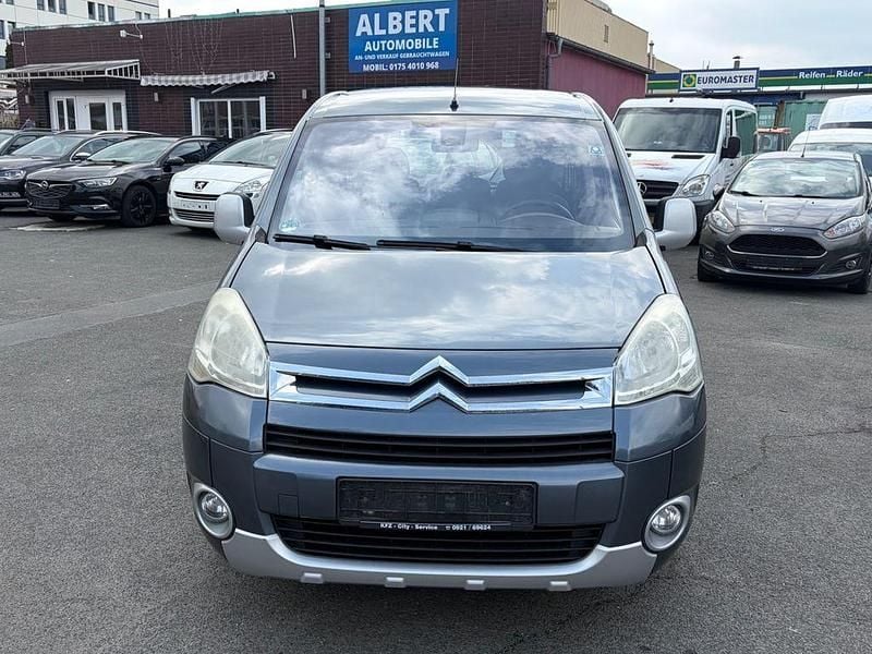 Gebraucht Citroën Berlingo SELECTION 98 PS (72 kW) 2011 Grau Van / Kleinbus