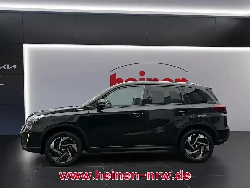 Usata Suzuki Vitara Comfort 129 CV (94 kW) 2025 Nero SUV