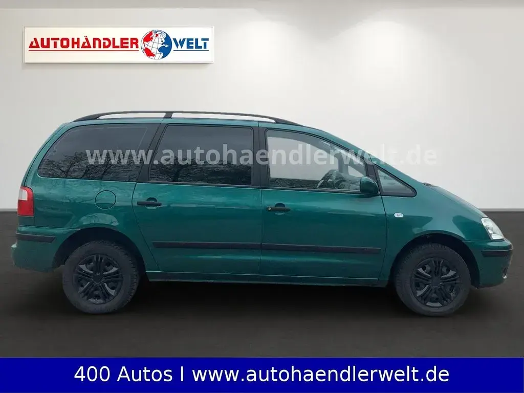 Second-hand Ford Galaxy Basis 145 CP (106 kW) 2000 Verde Monovolum
